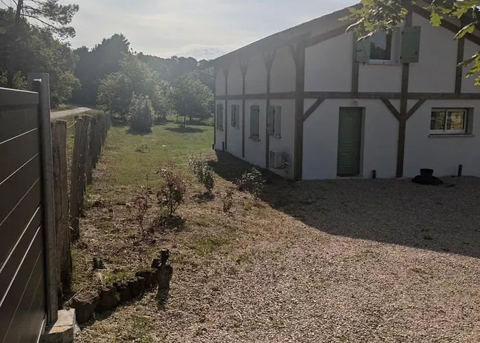 Casayean Entre Pins Et Ocean *